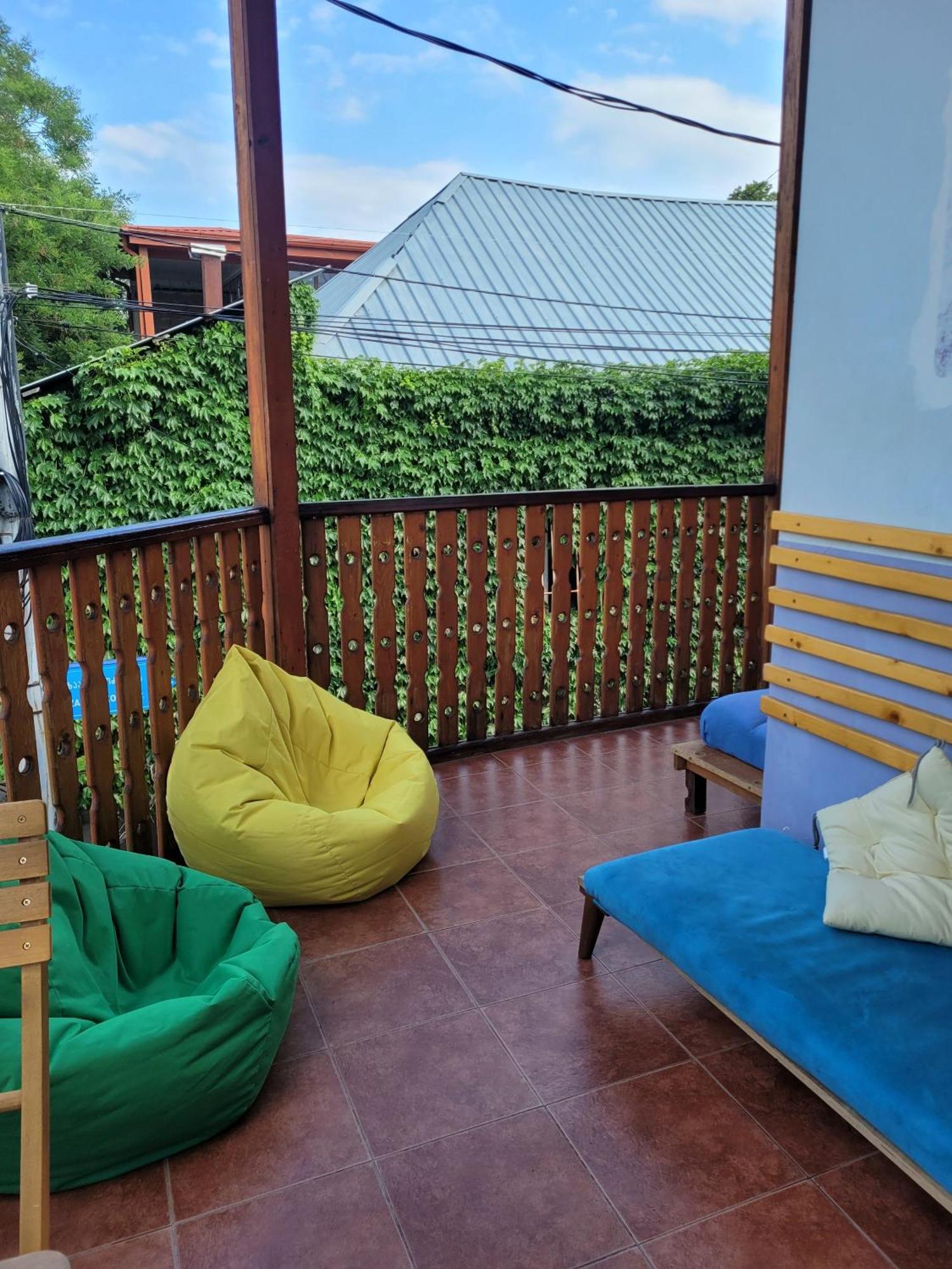 Friends Hostel Tbilisi Ngoại thất bức ảnh