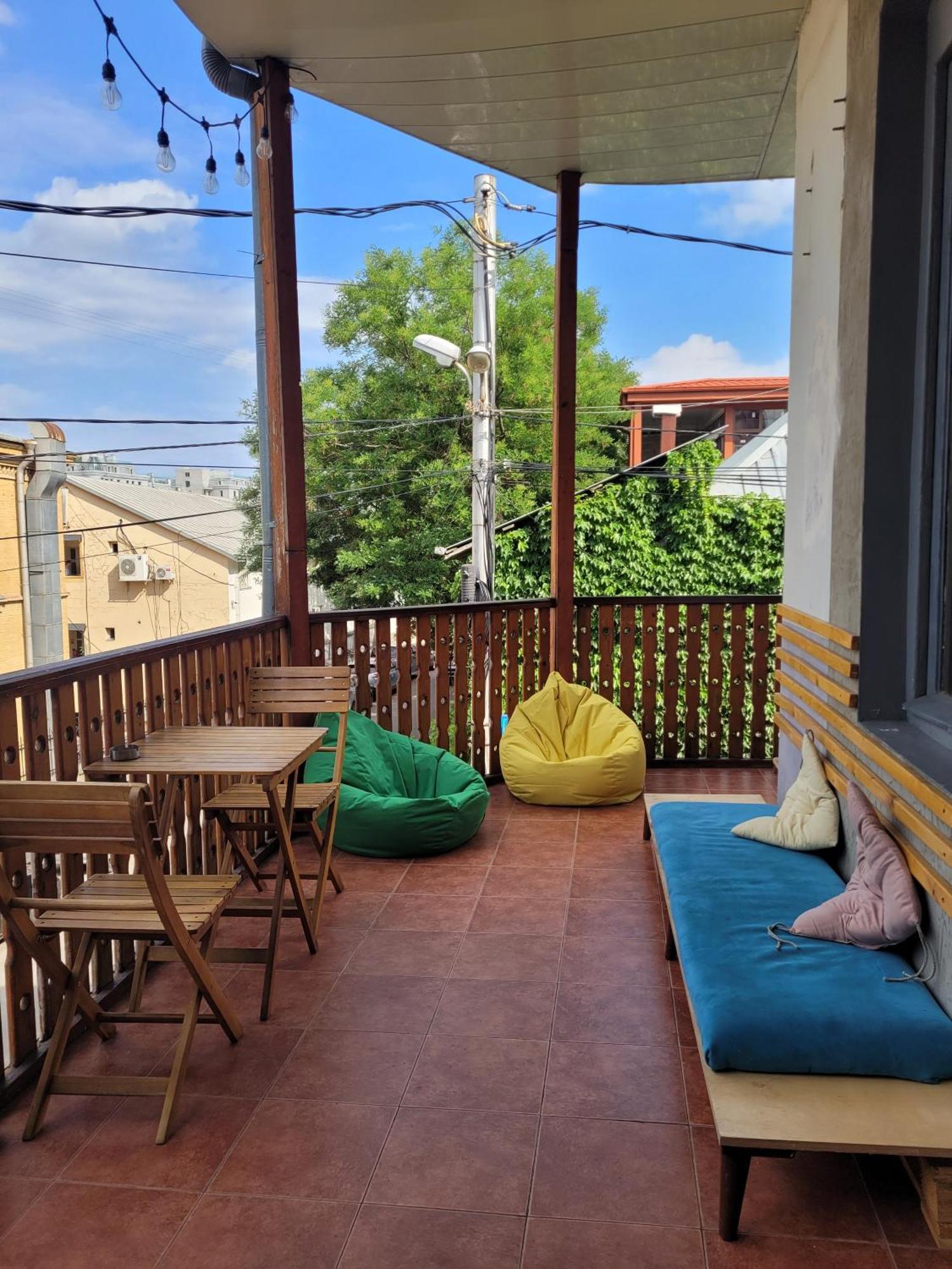 Friends Hostel Tbilisi Ngoại thất bức ảnh