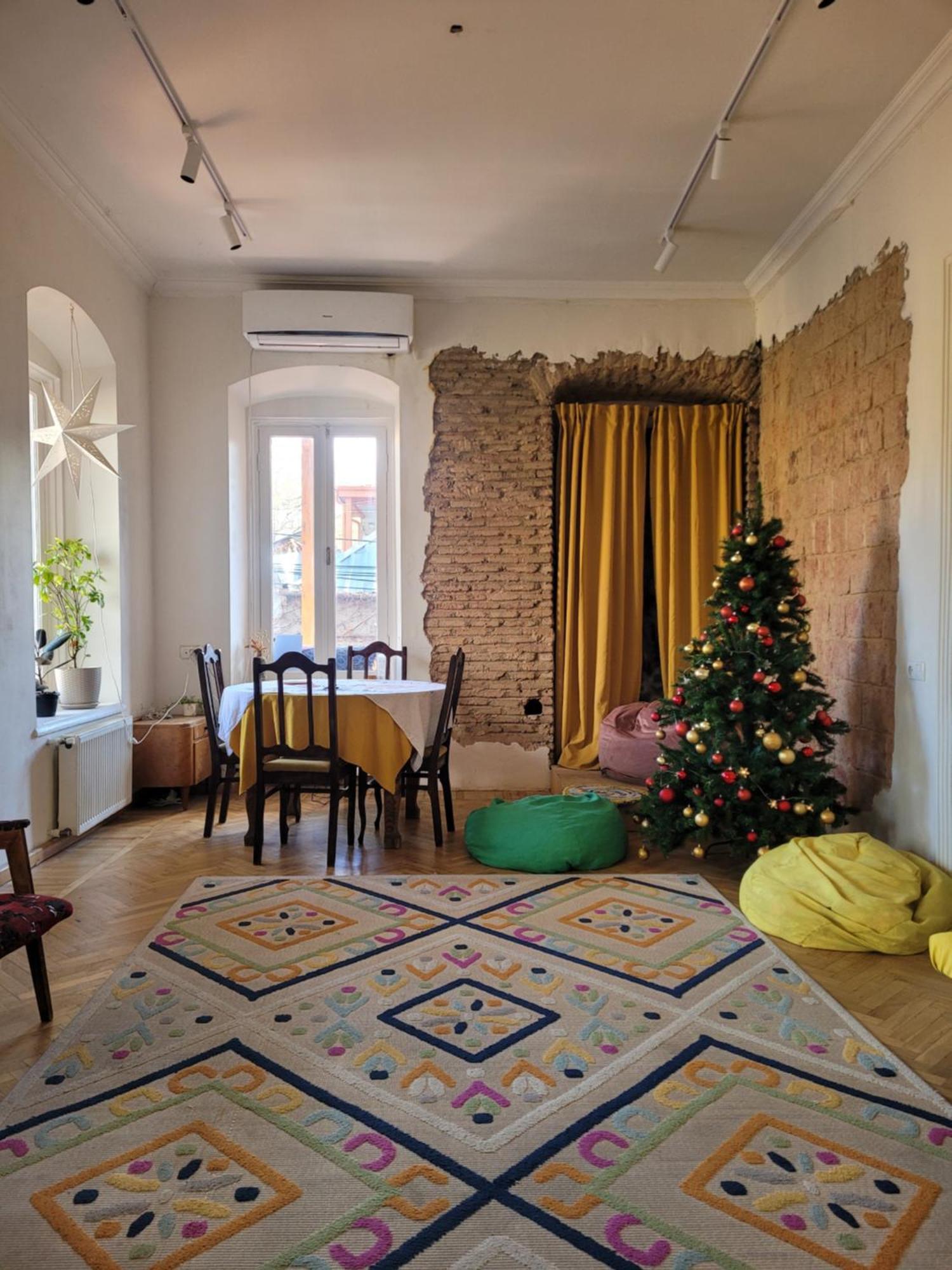Friends Hostel Tbilisi Ngoại thất bức ảnh